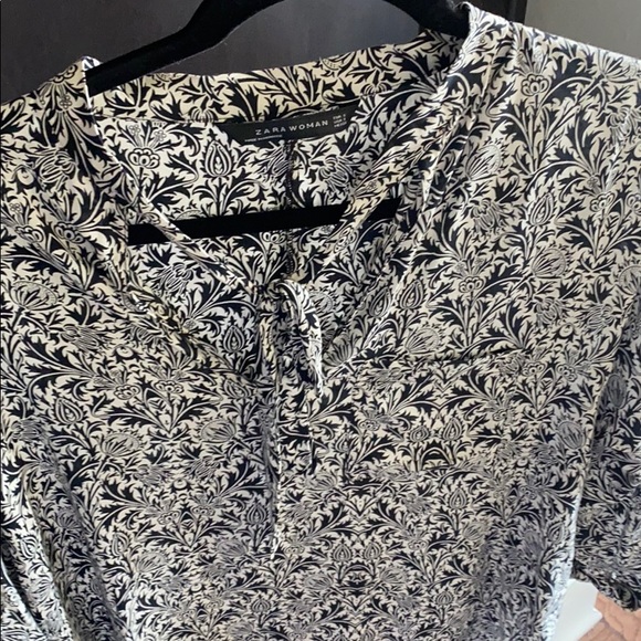 Zara Woman Blouse - Picture 2 of 2